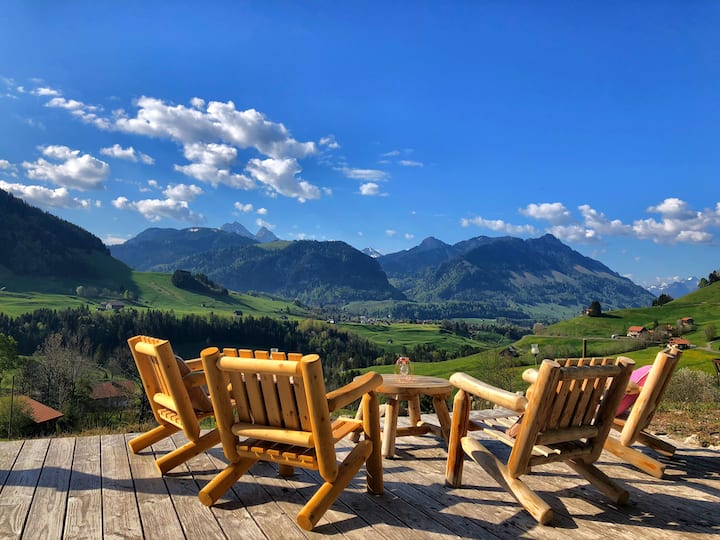 Authentic cottage with great views