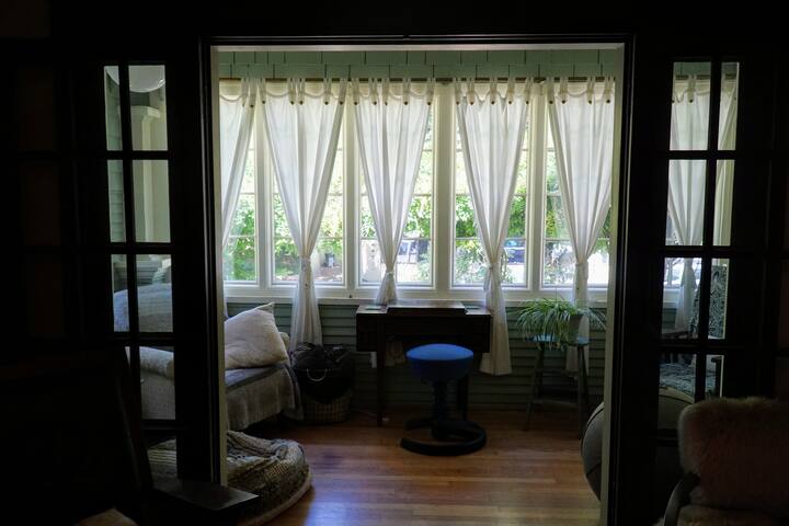 The very heart of Inner SE Portland, @Division St gallery image 5