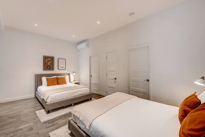 Sunny appartement plateau mont-royal parking 15$ gallery image 5