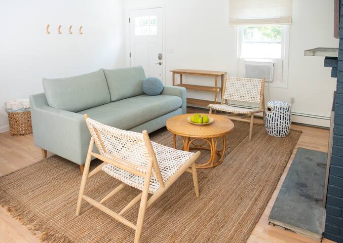 Seascape Cottage, close to Newport & beaches gallery image 5