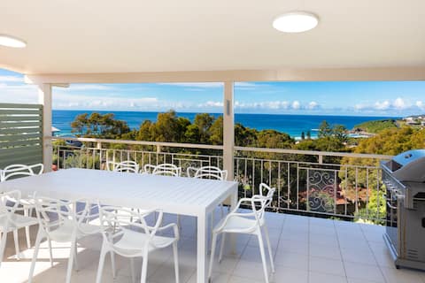 Becker Bliss - 5 bedrooms, ocean views, sleeps 12