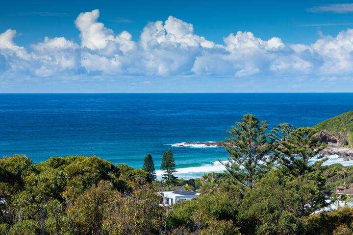 Becker Bliss – 5 bedrooms, ocean views, sleeps 12 gallery image 3