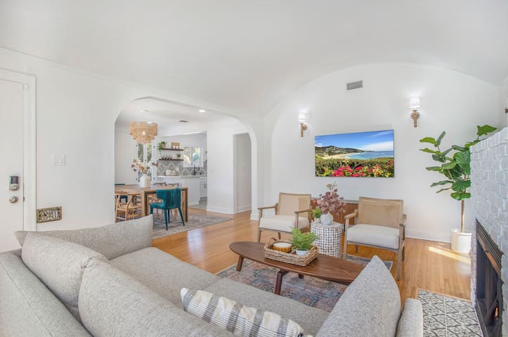 Belmont Shore Bungalow