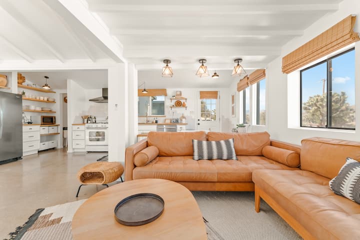 Family-friendly Desert Stay | Pool + Spa + Hike - Yucca Valley, CA