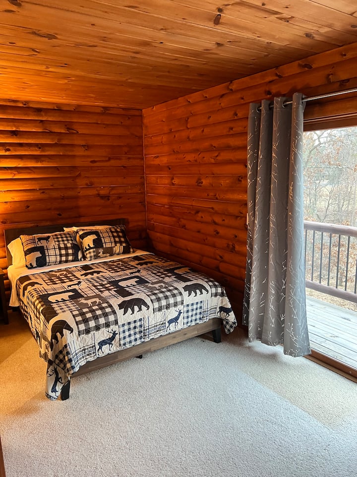 Dhoma e gjumit 3 është një loft 