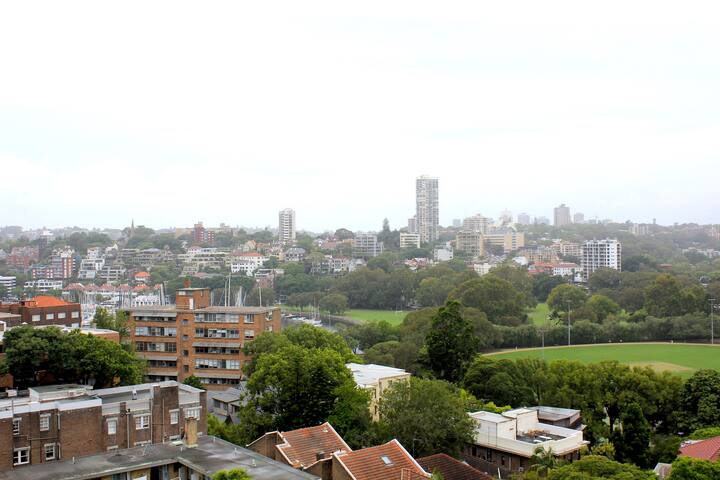 Elizabeth Bay Penthouse with Private Rooftop gallery image 5