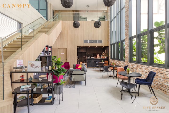 The Luxe managed Airbnb listing 1