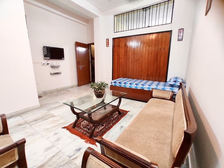 Spacious 3bhk House Opp South City Mall - Kolkata
