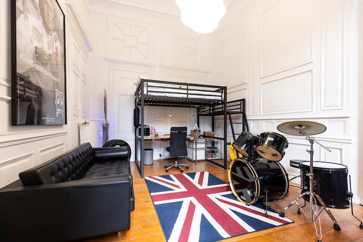 Hôtel Particulier De 1734  Parking Privé - Centre - Besançon