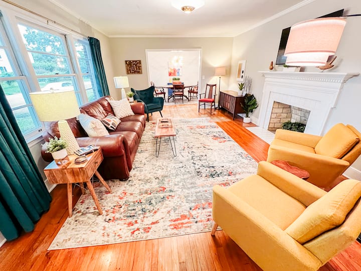 ★ Just Renovated! ❤ Comfortable Modern Oasis ★ - Columbia, SC