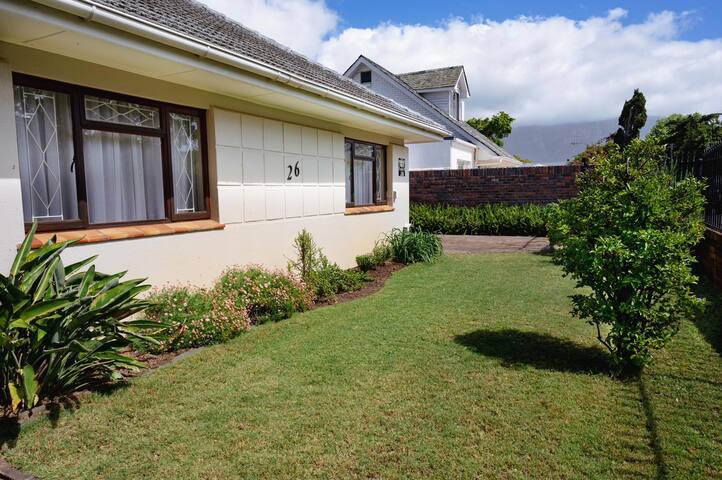 Avós Home with a large private pool and garden gallery image 3