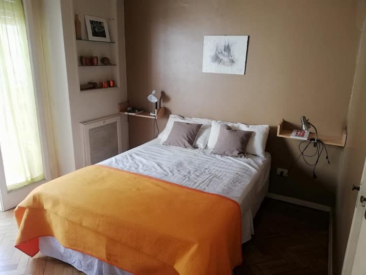 საძინებელი 1