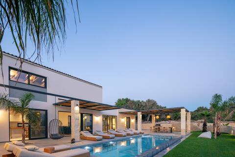 Ikritis Villa ΙI - 1,2Km to beach & sea views!