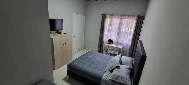 Apartaestudio Hotel Florida Inn-laureles - Medellín