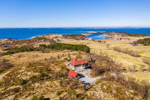 Family & Fish - House with Boat, Hot Tub & Sauna