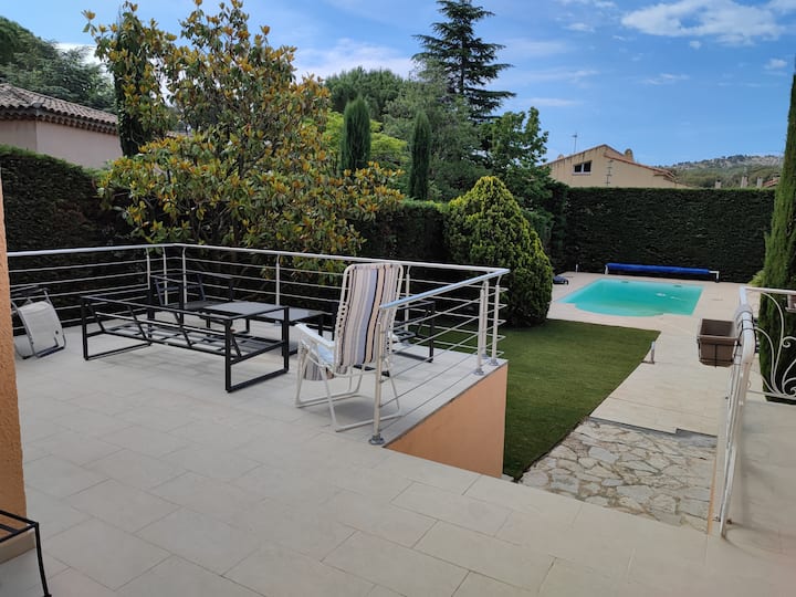 Villa Piscine Jardin Proche Plages Et Calanques - Marignane