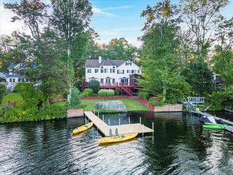 Spacious Catskills lakefront retreat w/ a hot tub!
