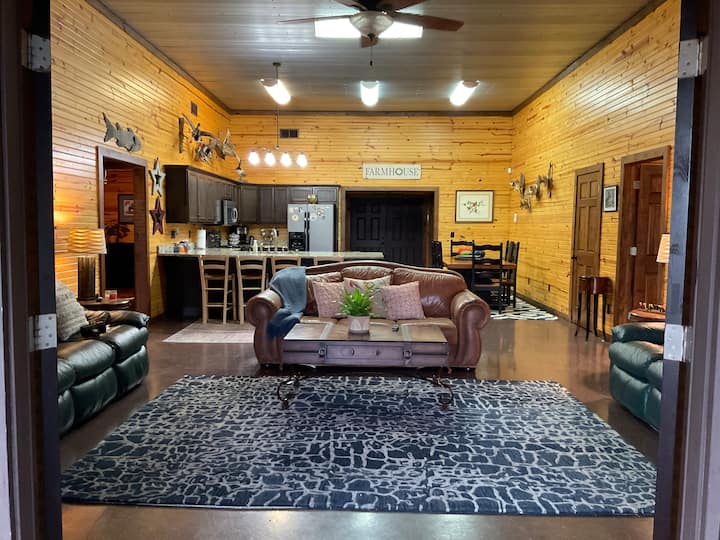 Percy’s Place (Wc0037) - Bowling Green, KY