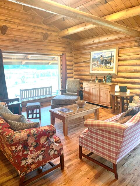 Log Home in Doty near Chehalis, WA on 9 acres
