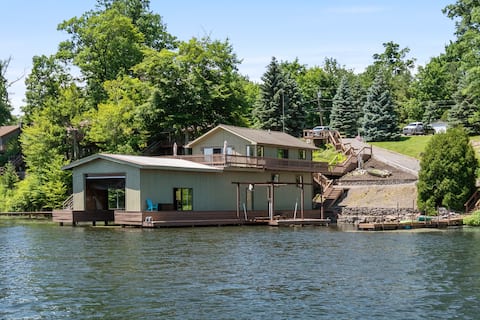 Overwater Bungalow Sodus Bay/Lake Ontario