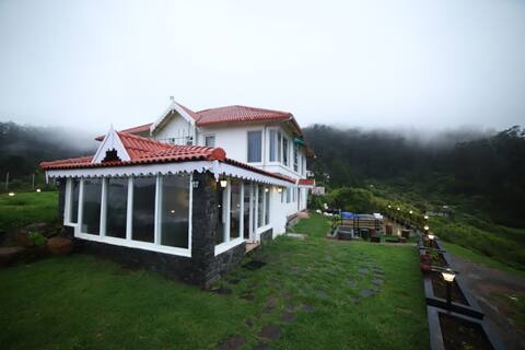 5 Bhk New Villa | Ooty |Magnificent views |w/brkft
