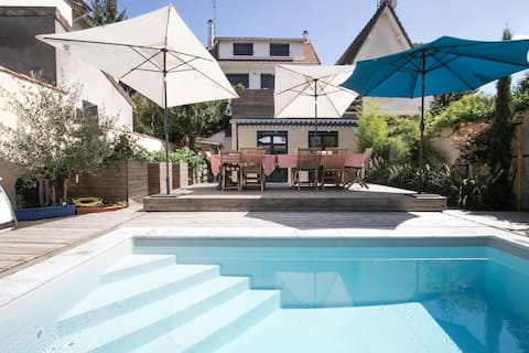 Eastern Paris House - Swimming Pool, Sauna & Billiards
