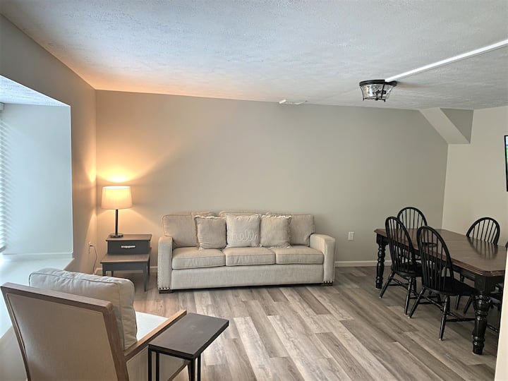 Luxury 4 Bedroom Villa 101 With River Access - Twin Falls Resort State Park, Mullens