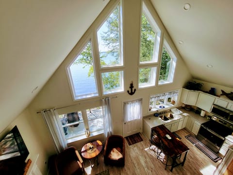 Lake Champlain Waterfront Loft-House w/ Fire Place