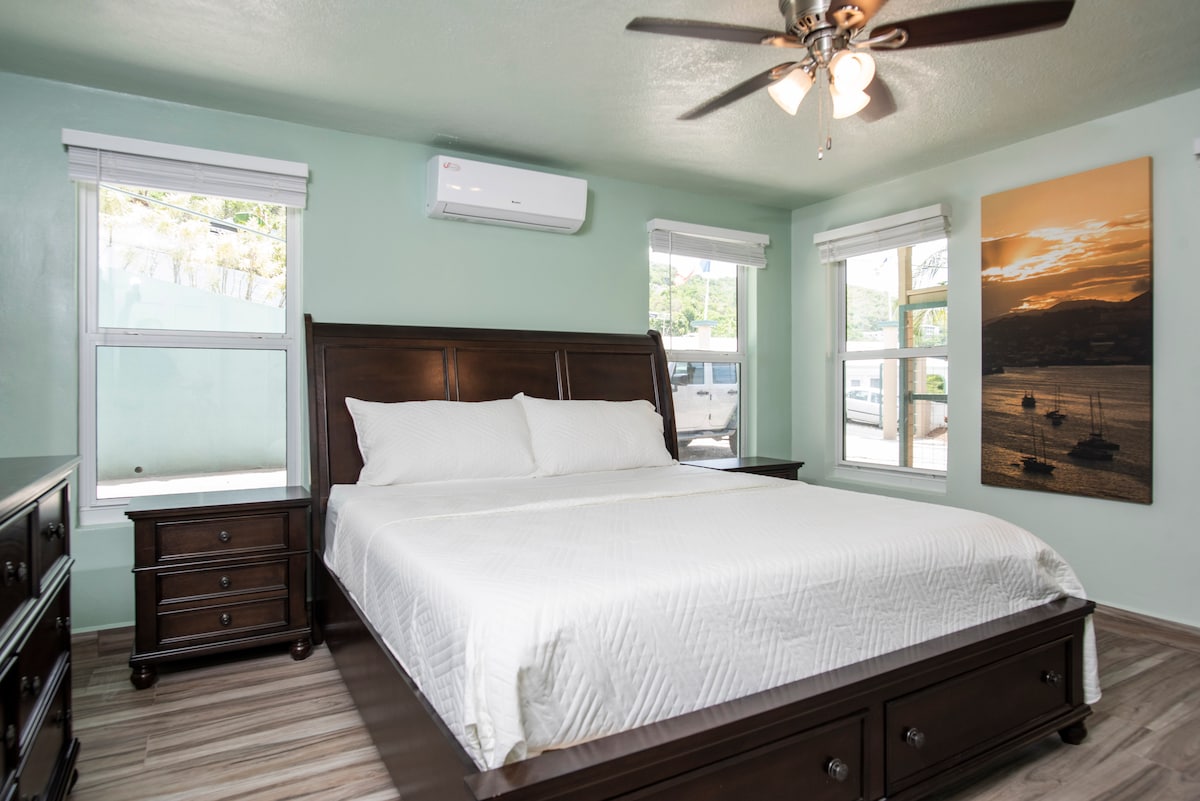 Საძინებელი სამსაწოლიანი