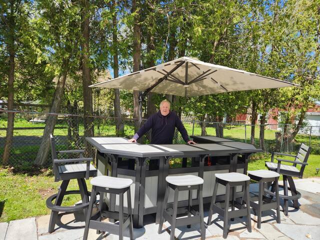 Charming outdoor dream patio/bar, 3BR home, gallery image 4