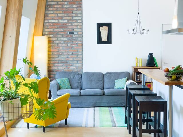 Luxury Loft with Roof-Deck gallery image 2