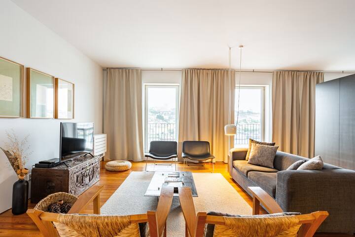 Apartreboleira. Terrace with a view gallery image 3