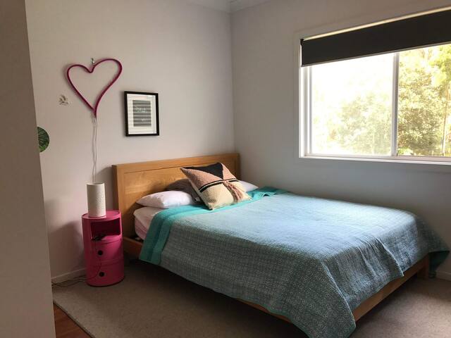 Coastal 4 bedroom Sawtell home with Pool gallery image 4