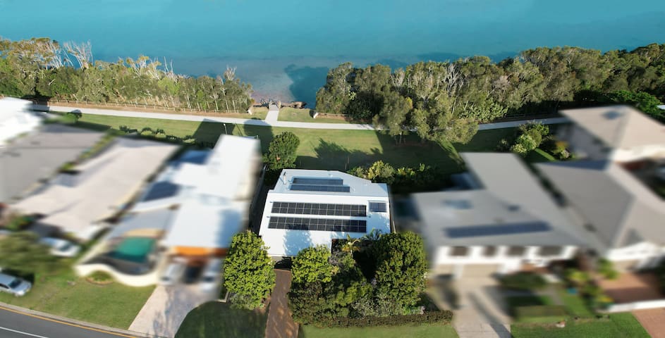 Pottsville Beach Retreat Pet Friendly Car Charger