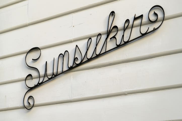 Sunseeker House Blairgowrie – Footsteps to Beach