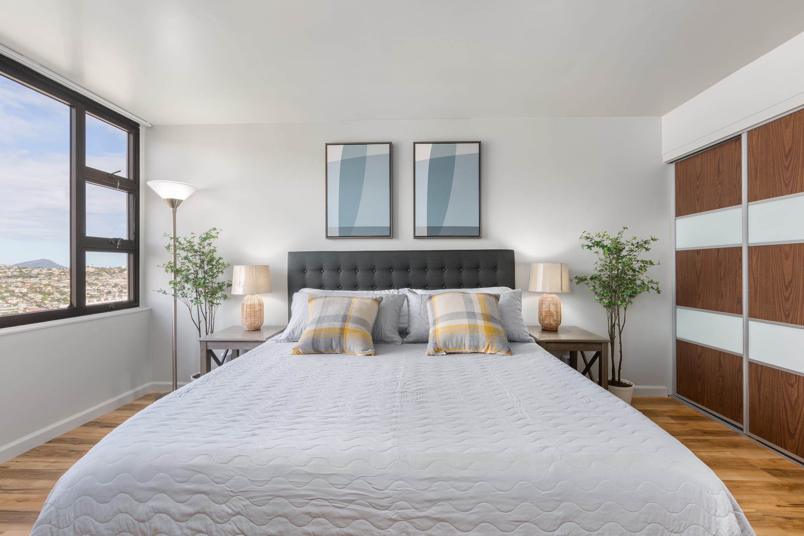Condo in Honolulu · ★4.88 · 1 bedroom · 2 beds · 1 private bath - Image 12