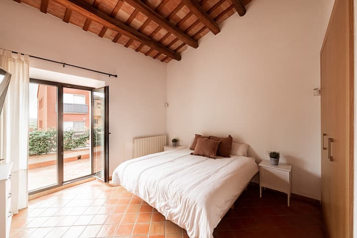 SUITE
con baño, terraza y TV