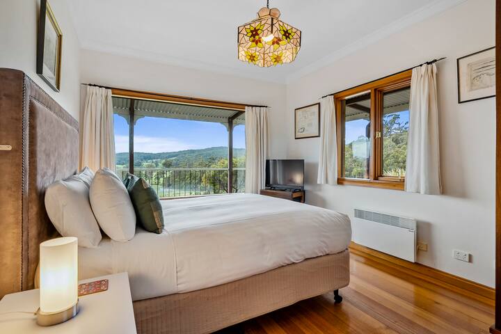 Private Sanctuary in Alonnah (3BR) fenced Seaviews gallery image 5