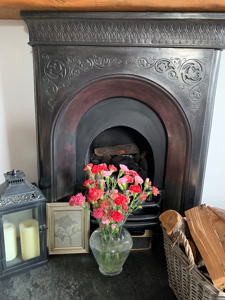 Lovely 1 Bedroom Apt With Office Space - Manchester