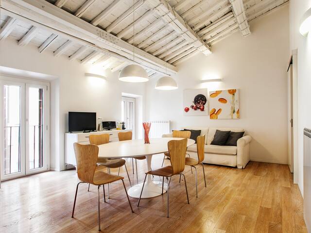 Spanish Steps Design Penthouse Private Terrace gallery image 5