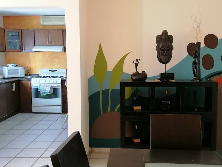 Spacious and cozy house 10 min. from the Malecon. Houses for Rent in