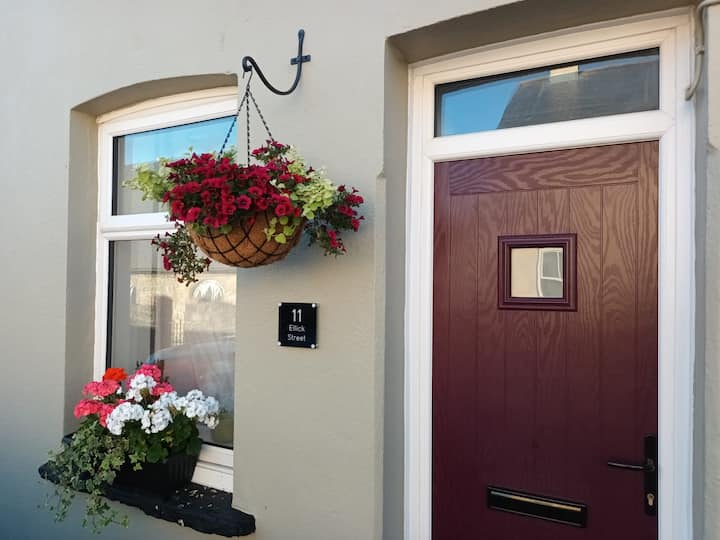 2 bedroom cottage nr Brecon Beacons & Abergavenny Cottages for Rent in Blaenavon, Wales