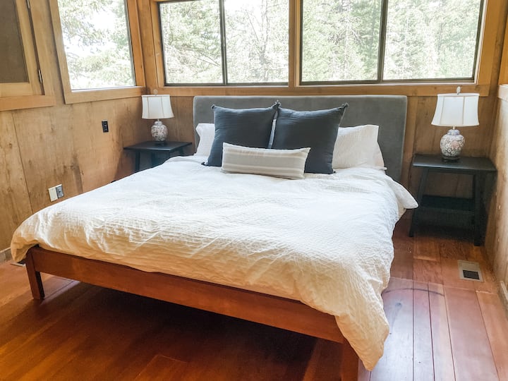 Bedroom #3 - Master bedroom with King sized bed (second floor).

Ample space and light with a closet.