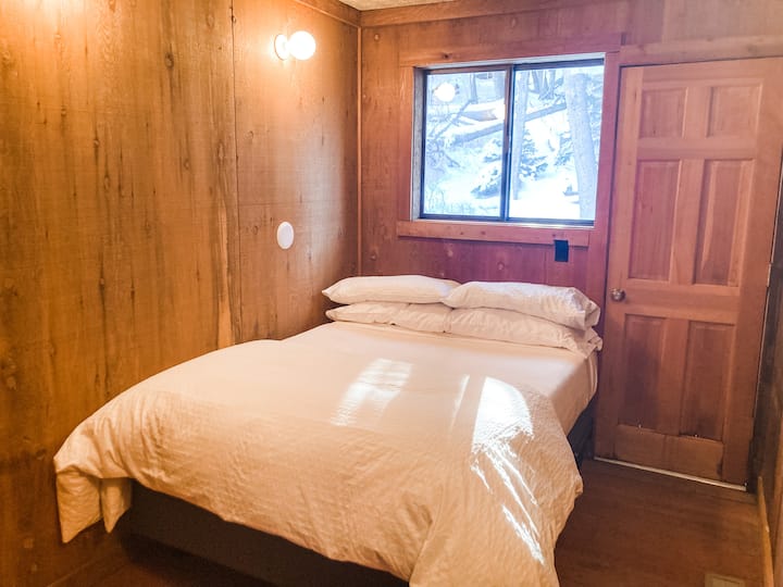 Bedroom #4- Full bed (Located on 2nd floor)