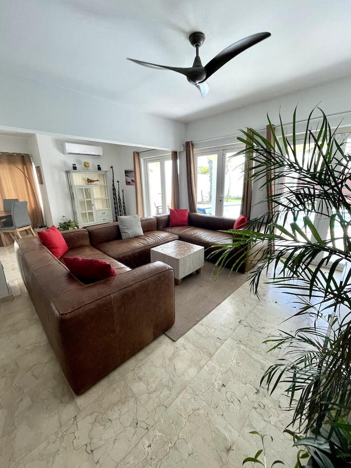 Private 7 Br Villa & Pool Near Palm Beach! - Aruba