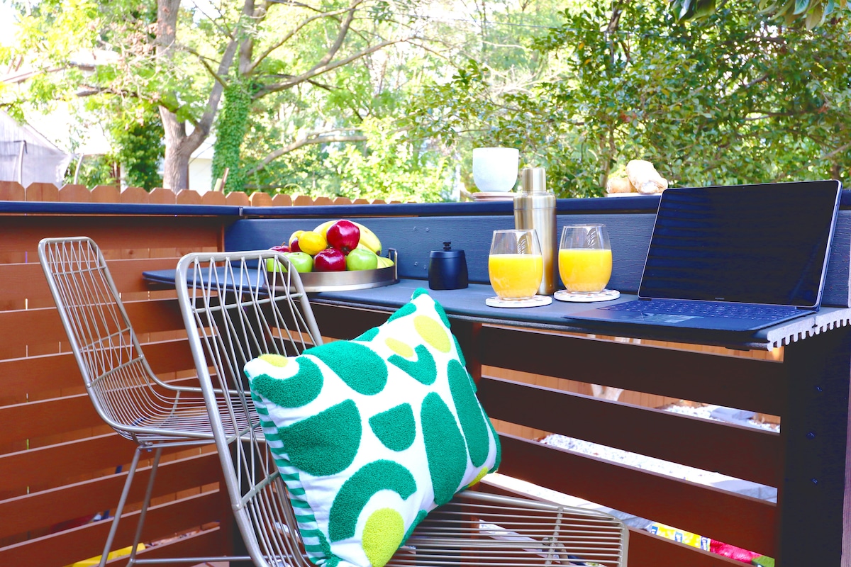 Private Patio Garden Oasis