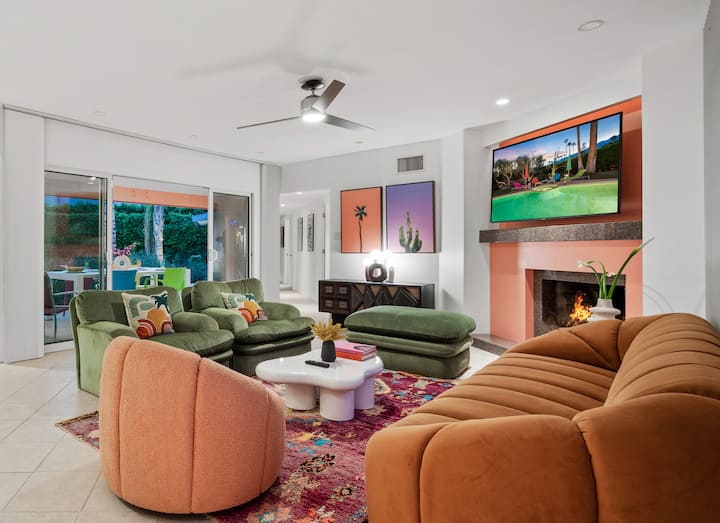 Coral Sunrise - Beautiful Mid-century Modern Home - 棕櫚泉