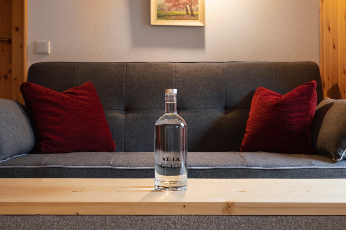 Top Airbnb: Elegant & Central Haven ~ Mountain Views ~ Parking en Marebbe