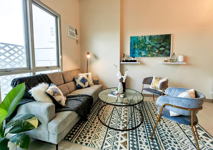 Lovely condo unit w/ modern touches in Iloilo City Condominiums for