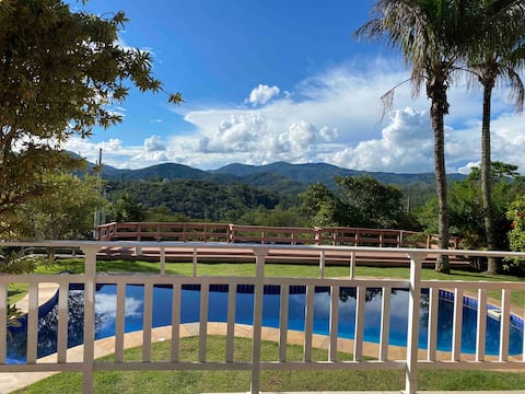 4 bedrooms with pool Cond. closed Ibirapitanga